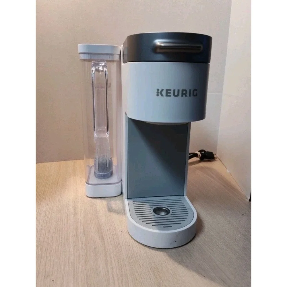 Keurig K-Supreme‎ Single Serve K-Cup Pod Coffee Machine Ivory K910